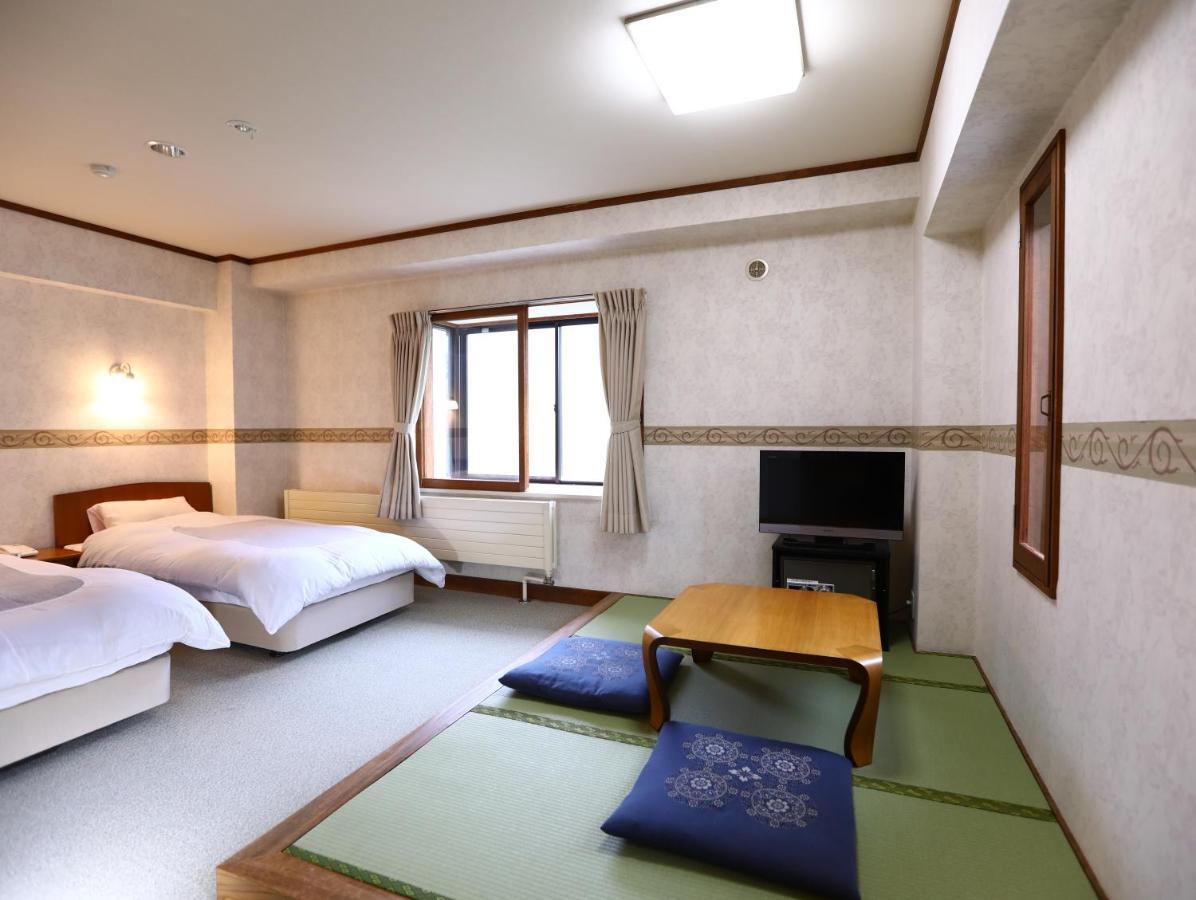 New Yokote Hotel Yamanouchi  Exterior photo